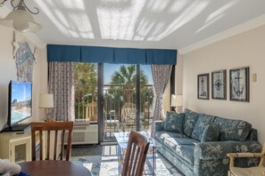 TV - Relaxing Oceanfront Condo- Holiday Pavilion Resort 211 (Myrtle Beach)