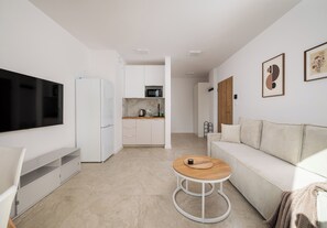 TV - Racławicka 7 Deluxe Studio #19 (Warszawa)