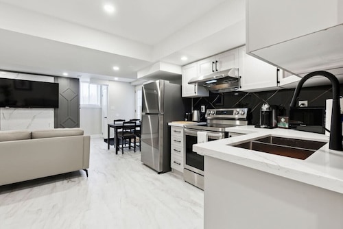 The Baker Hill Executive Suite