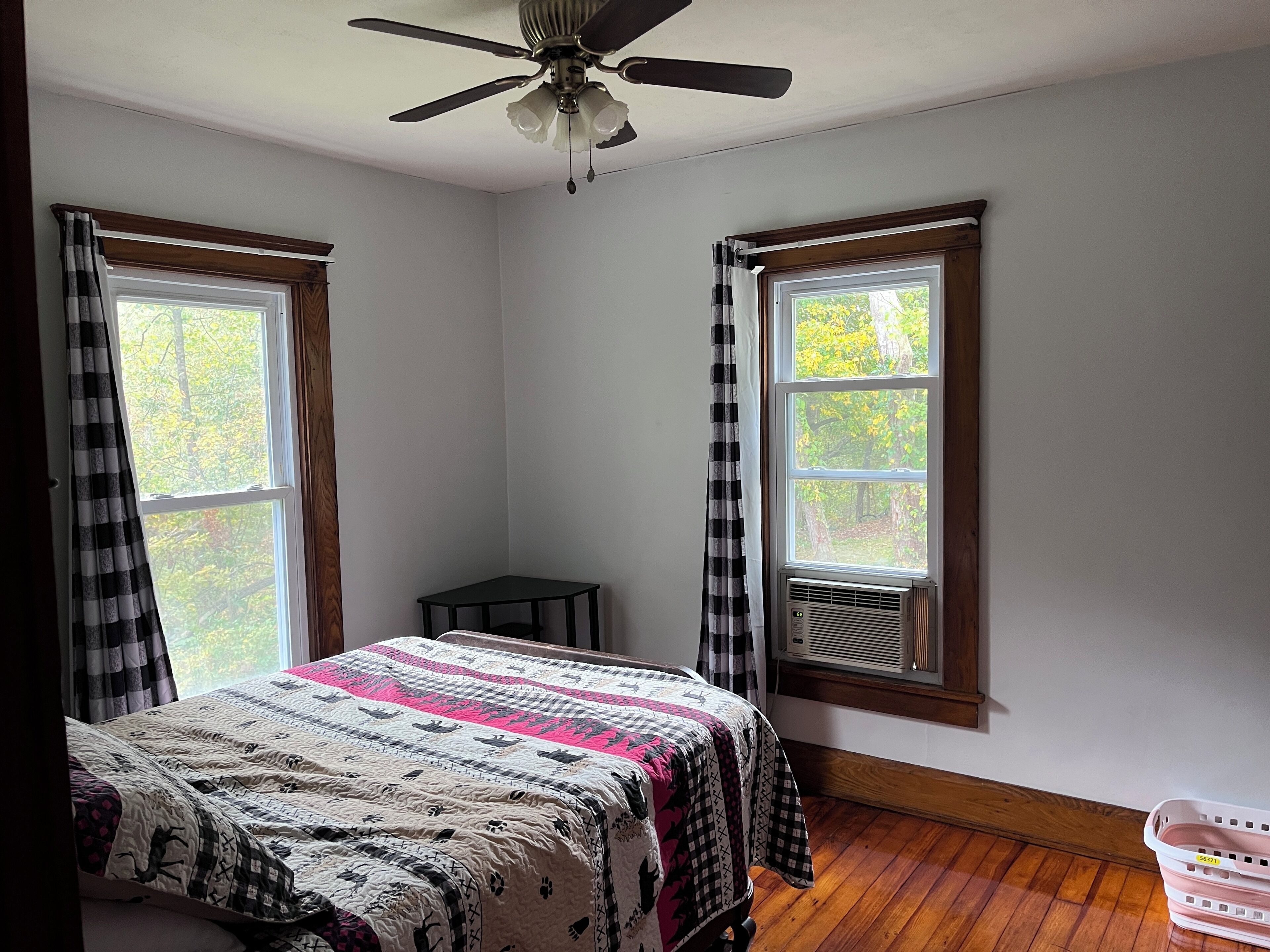 2 Schlafzimmer, Internetzugang, Bettwäsche