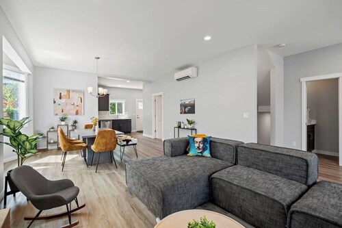 The Loft – Stylish 4BR Loft•Near Museum of Glass + Gazebo