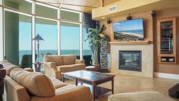 Smart TV, DVD player