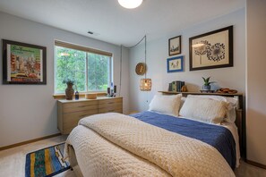 4 chambres, fer et planche à repasser, Wi-Fi gratuit, draps fournis