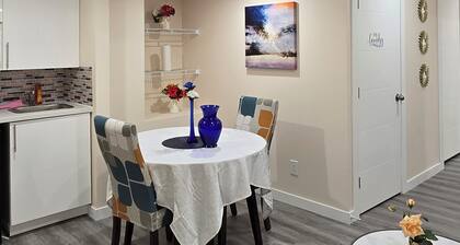 Stormwater Haven: Peaceful, Stylish and comfortable space in South Winnipeg.