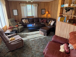 TV