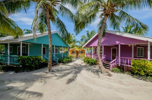 Ariel's Lair: Whimsical Beachfront 1BR Casita in Ambergris Caye