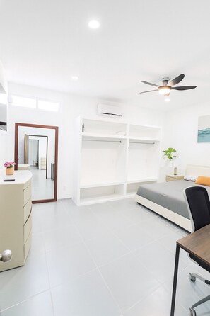 2 habitaciones, tabla de planchar con plancha y wifi gratis 