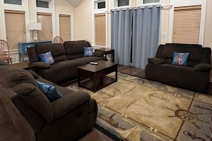 Smart TV, DVD player, stereo