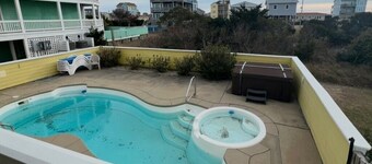 New List'g-Elevator, Pool, Hot Tub, Game Rm, Dogs Welcome, Oceanview, 6 Bdrm+Den