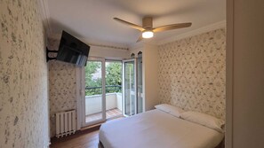 5 Schlafzimmer, Bügeleisen/Bügelbrett, Internetzugang, Bettwäsche