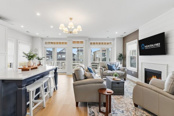 TV connectée, cheminée