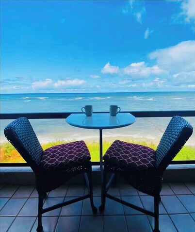 Ocean Front, Beach Front, 2b/2b, near Haleiwa, North Shore property.