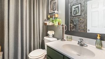 House, Accessible, Smoking | 2 bedrooms