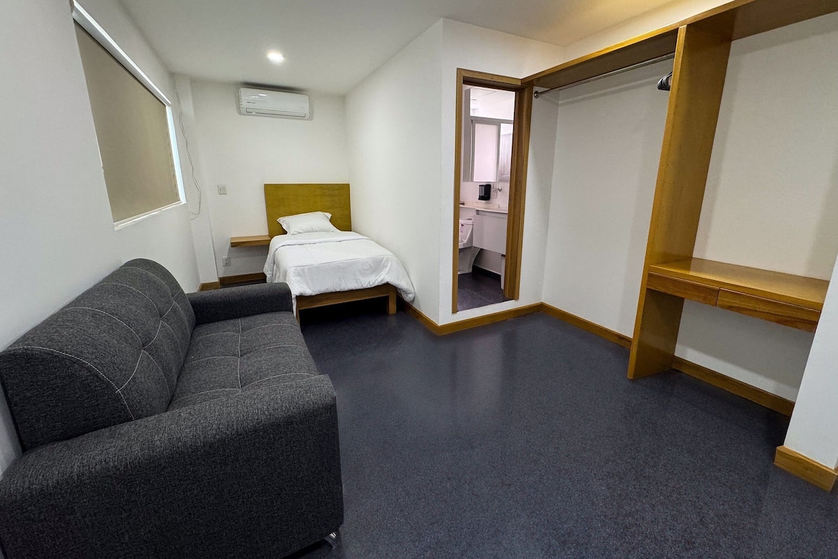 Single Room | Ruang kerja komputer riba, Wi-fi percuma, cadar katil