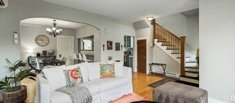 The Retreat - Spacious Luxury Stay • Workspace & Private Patio
