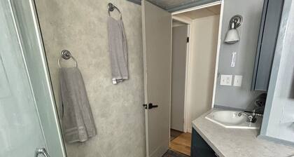 4 bd 10 min to Downtown W D
