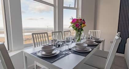 Sunbeam House Apartment 3