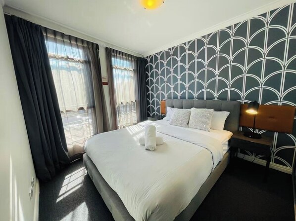 1 chambre, fer et planche à repasser, Wi-Fi, literie fournie