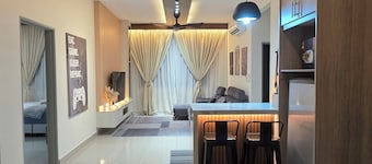 Kajang Retreat: Spacious 3BR