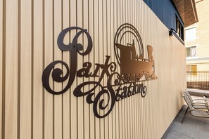 Exterior detail - Park City Park Station 2B/2B Main Street / Community Hot Tub, Sauna, Pool! Skiing & Main Street (Park City)