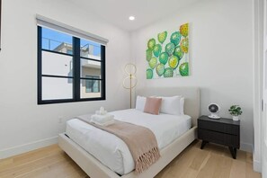 4 bedrooms, iron/ironing board, travel cot, free WiFi