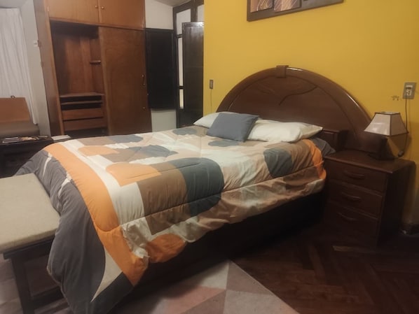 1 bedroom, WiFi, bed sheets