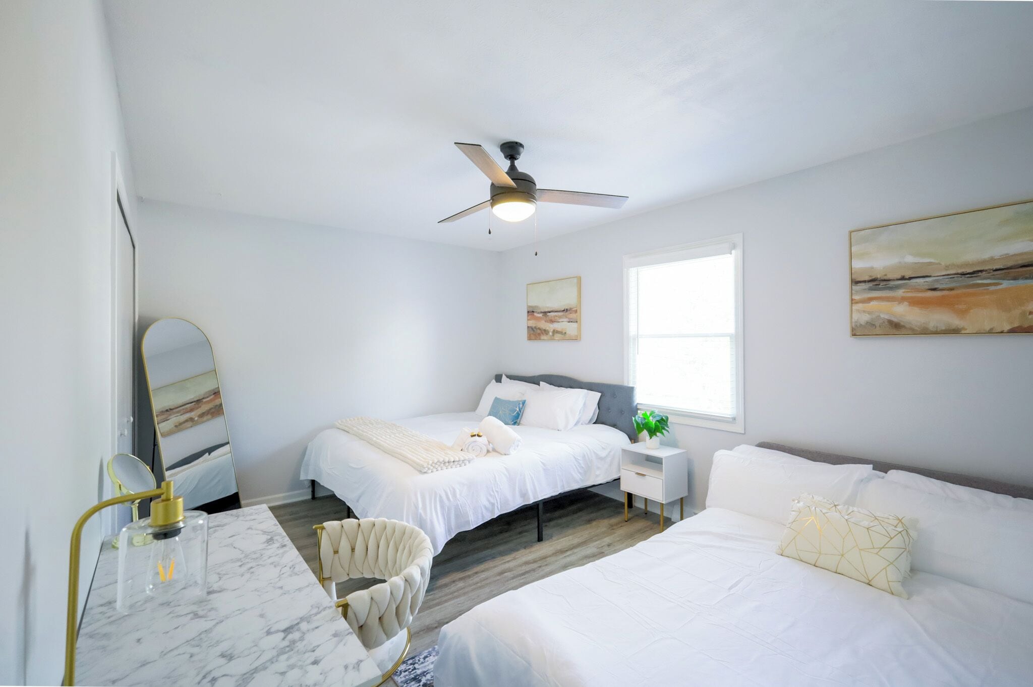 2 Schlafzimmer, Schreibtisch, kostenloses WLAN, Bettwäsche