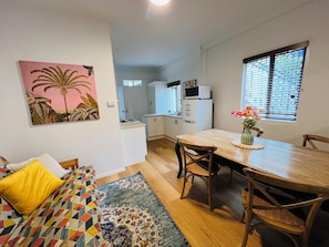 Apartment, 1 King Bed with Sofa bed, Kitchen | Private kitchen