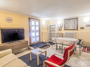 TV - Ciasa Tella by Interhome (Moena)