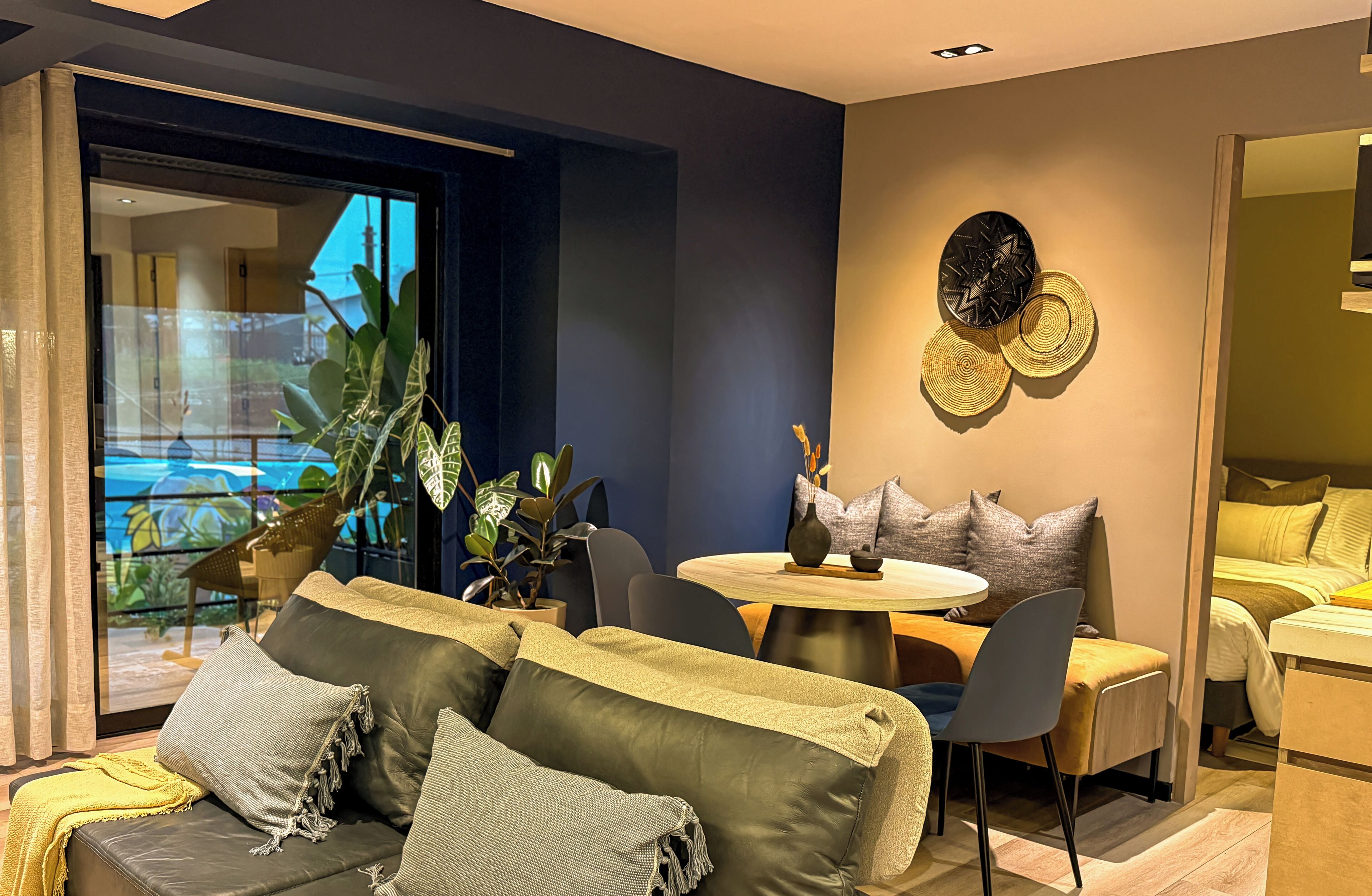 Design Apartment | Ruang tamu | 55 inci televisyen skrin rata dengan digital 