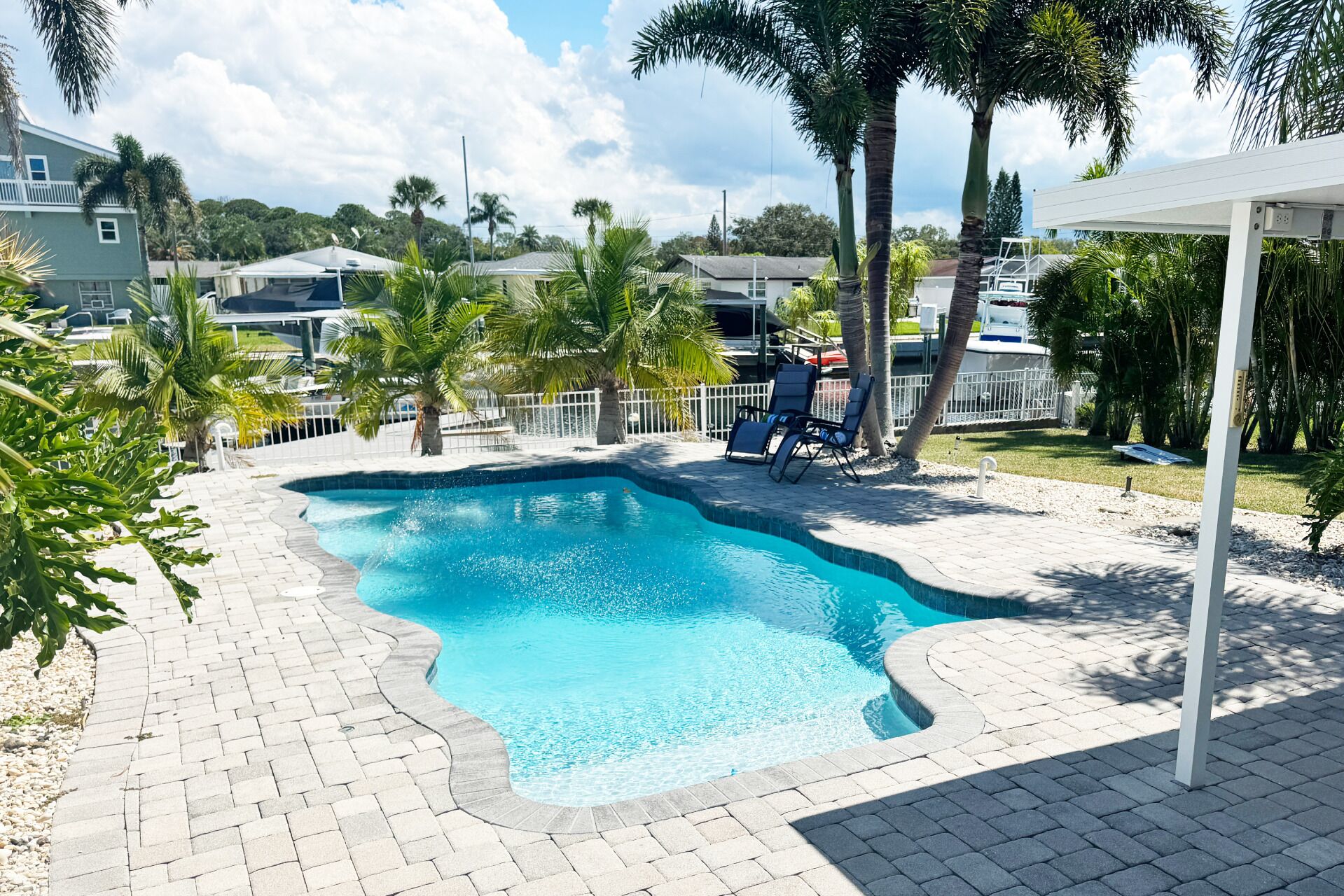 Piscine extérieure, piscine chauffée