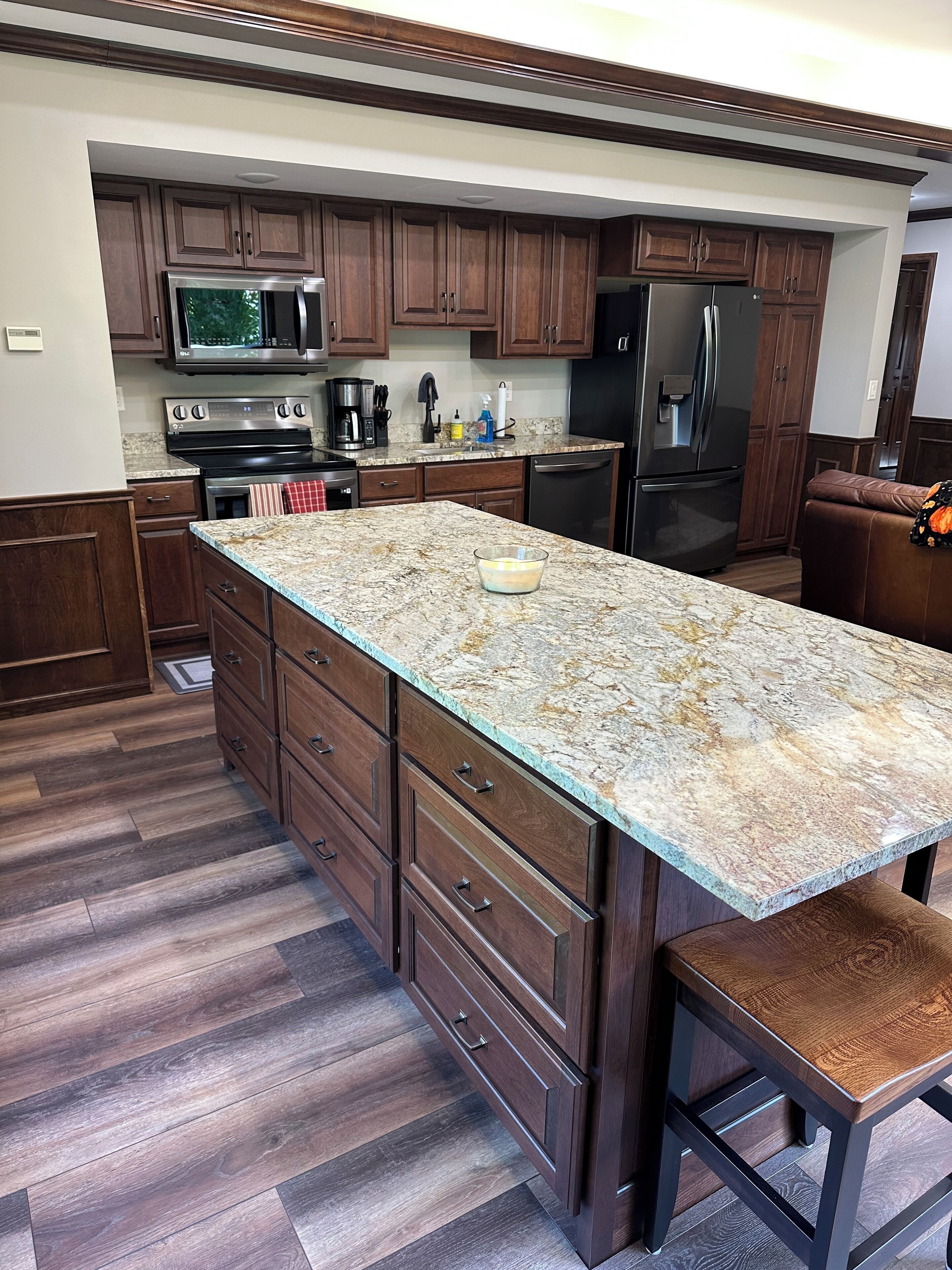 Microwave, oven, stovetop, dishwasher