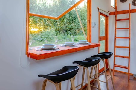 Interior. Refugio Campestre, Cabaña con Tinaja (Cabin with Tinaja)