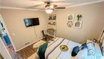 2 bedrooms, WiFi, bed sheets