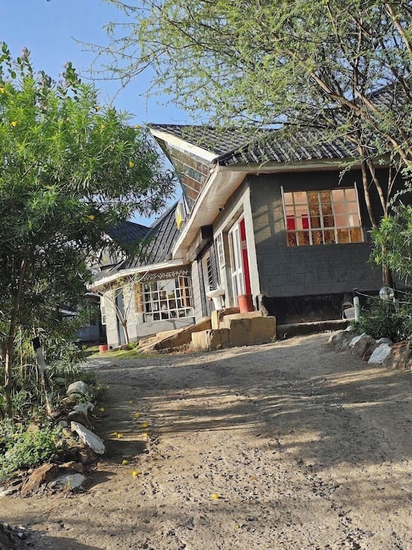 Exterior - Hope Cottages and Recreation Centre (Marigat)