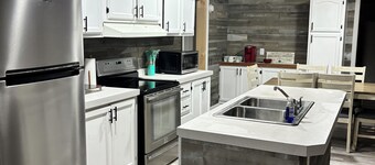 The Wild & Wonderful – Steps from Hatfield-McCoy Trails