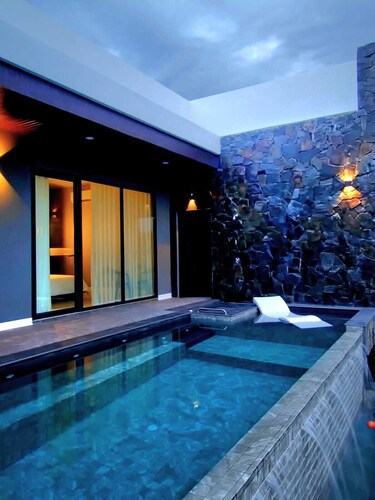 Song View Pool Villa