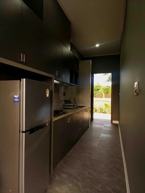 Kühlschrank, Mikrowelle