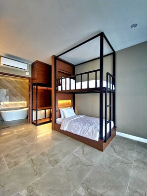 Grand-Villa | Hochwertige Bettwaren, Minibar (mit einigen kostenlosen Artikeln)
