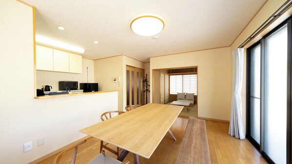 Cottage | Living area | Flat-screen TV, fireplace