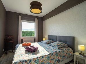 3 habitaciones, escritorio y internet 