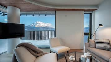 2 Bedrooms, Non Smoking | Living area | Smart TV