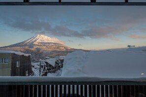 2 Bedrooms, Non Smoking | Property grounds - Yotei Dream One (Kutchan)