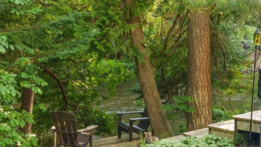 Firefly Lodge Boardman River Hot Tub Woodstove