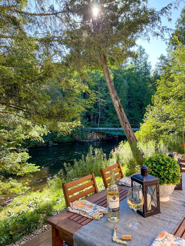 House | 4 bedrooms - Firefly Lodge Boardman River Hot Tub Woodstove (Traverse City)