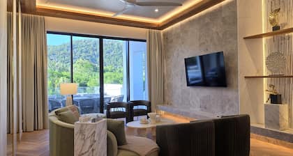 BRAND NEW! Dacha Prestige - Unrivaled Opulence