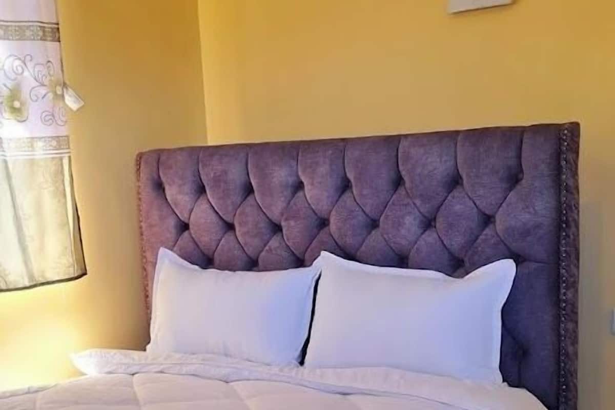 Deluxe Double Room, Garden View | Free WiFi