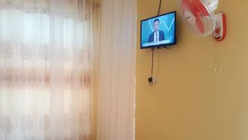Deluxe Single Room, Garden View | Free WiFi