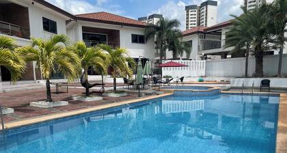 Charming 4-bedroom condo with AC in Clark Special Economic Zone