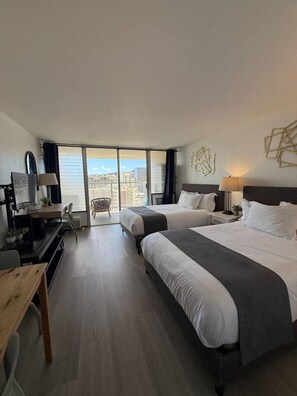Desk, iron/ironing board, WiFi, bed sheets